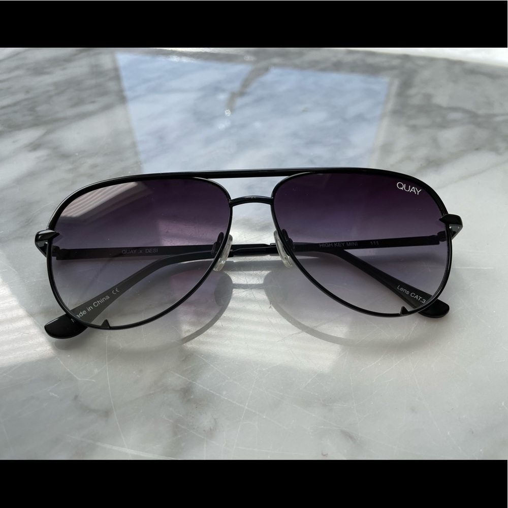 Quay Mini High Keys Desi Perkins